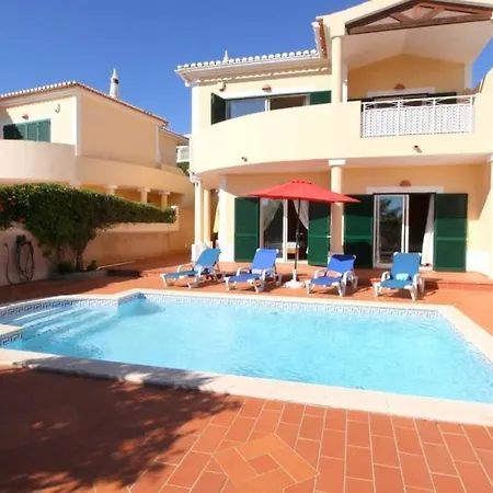 Bela Nova Acácias 22 Villa *