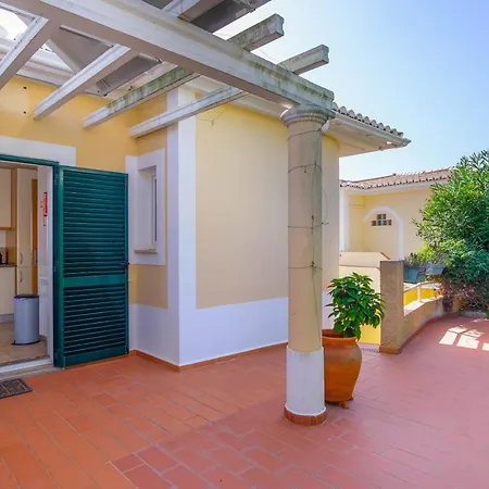 Bela Nova Acacias 22