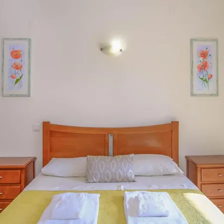 Bela Nova Acácias 22 * Luz