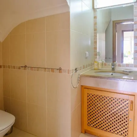 Bela Nova Acácias 22 *