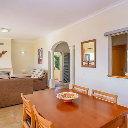 Bela Nova Acacias 22 别墅 *