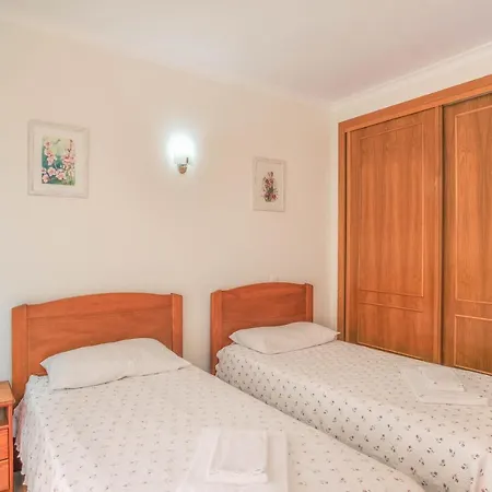 Bela Nova Acacias 22 * Luz